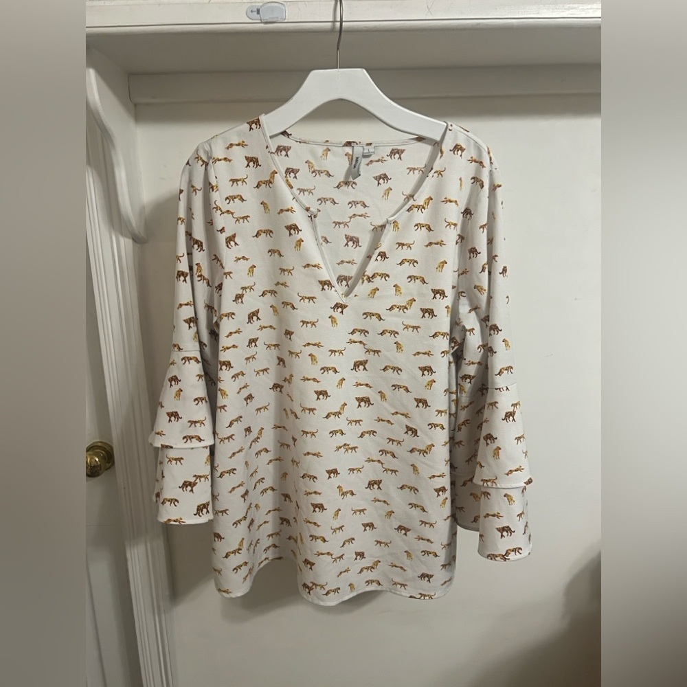 Final Price Kensie White and Brown Animal Print Blouse